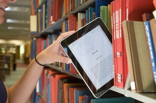 Preparing digital technology students for the #FutureofWork - 1