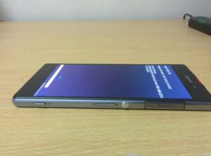 Xperia Z2 side