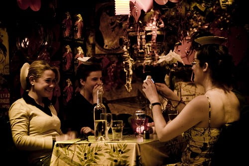 7 Non-Dating Apps to Help You Meet New Friends - 3