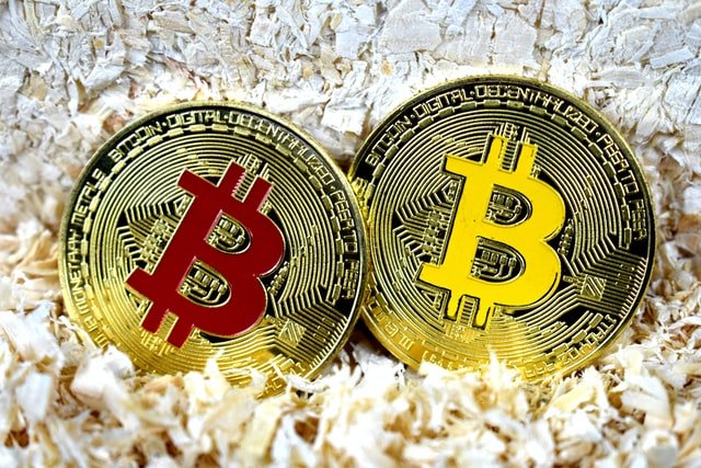 Information People Must Be Aware Of Before Investing In Bitcoins - 1