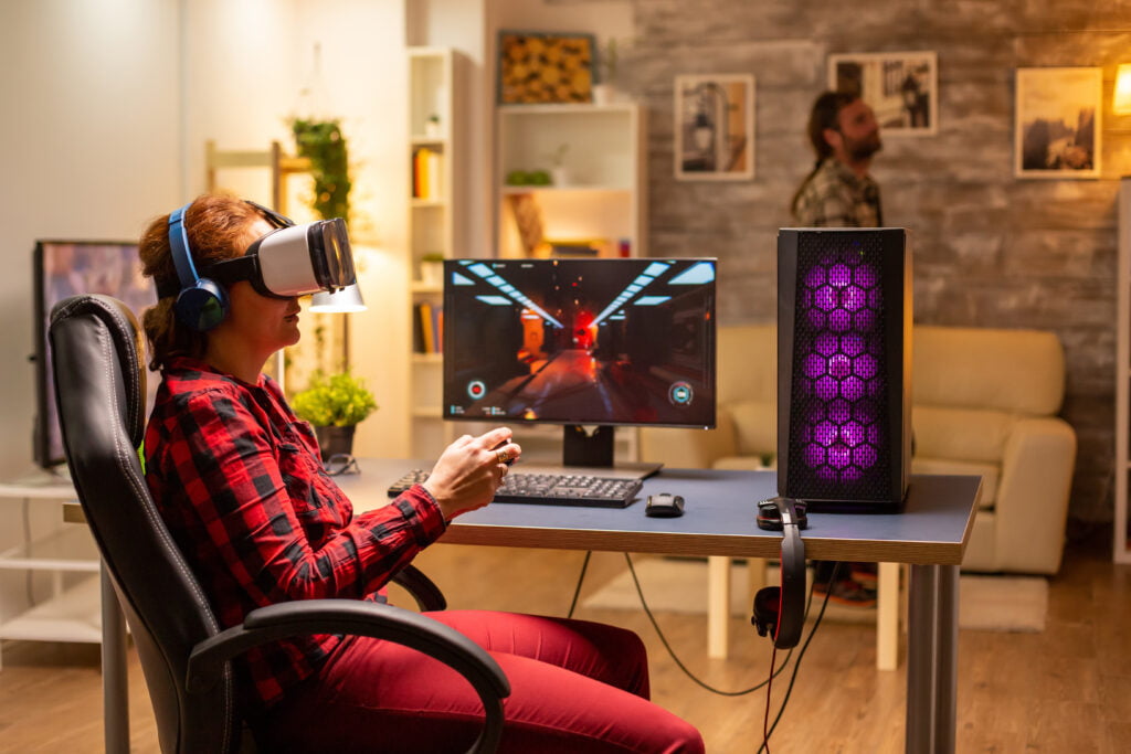 The Best 6 Virtual Reality Experiences Using VR Glasses - 6