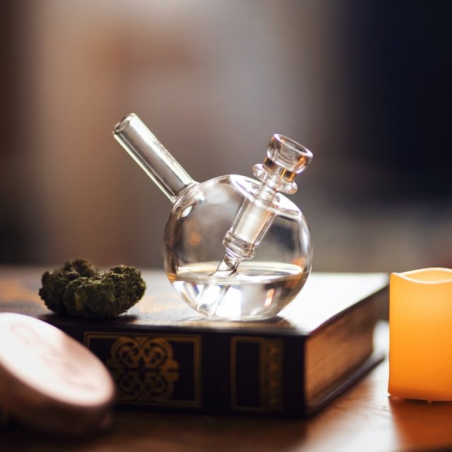 5 Gadgets for the Cannabis Connoisseur - 1 5 Gadgets for the Cannabis Connoisseur - 1