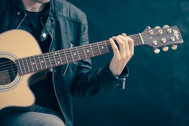 Use The Power Of The Internet To Learn To Play A Musical Instrument - 5