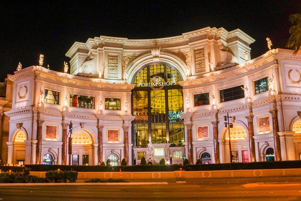 Caesars Entertainment Purchases William Hill for £2.9 Billion - 1