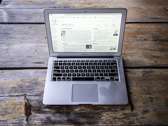 3 Ways Business Can Reduce Costs by Embracing Technology - 1