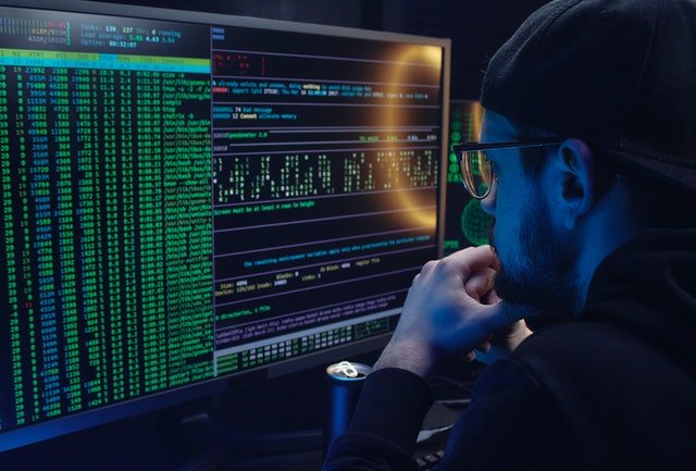 Why Companies Are Using Advanced Endpoint Protection Instead of AV - 1