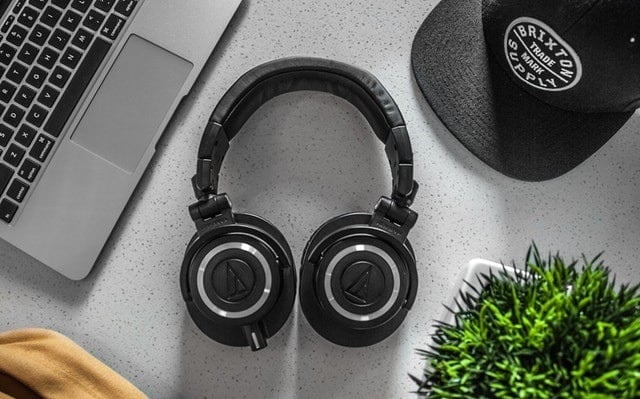 Top Gadgets to watch this Christmas - 2