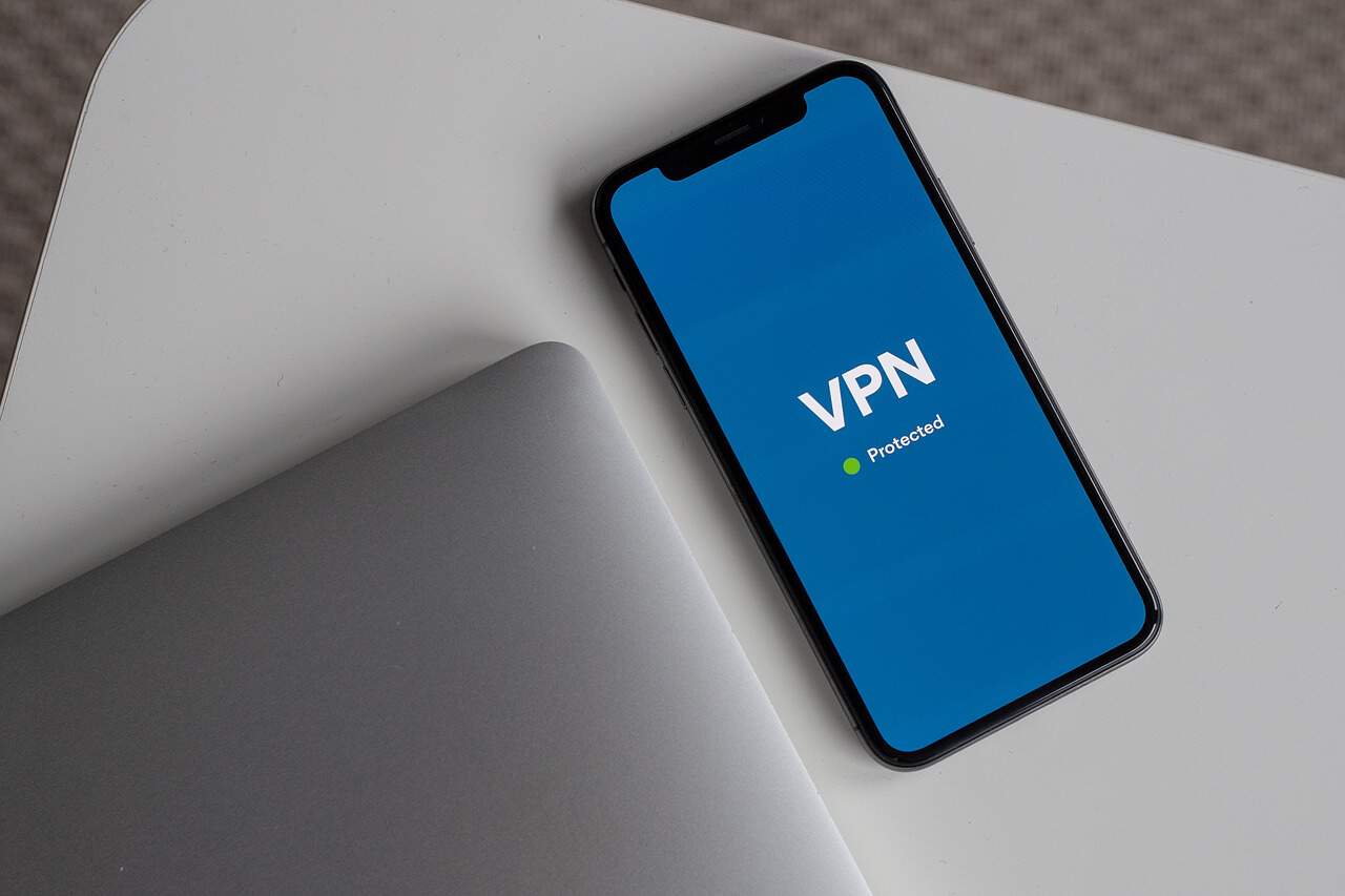 What VPN users need to know about DNS leaks - 1