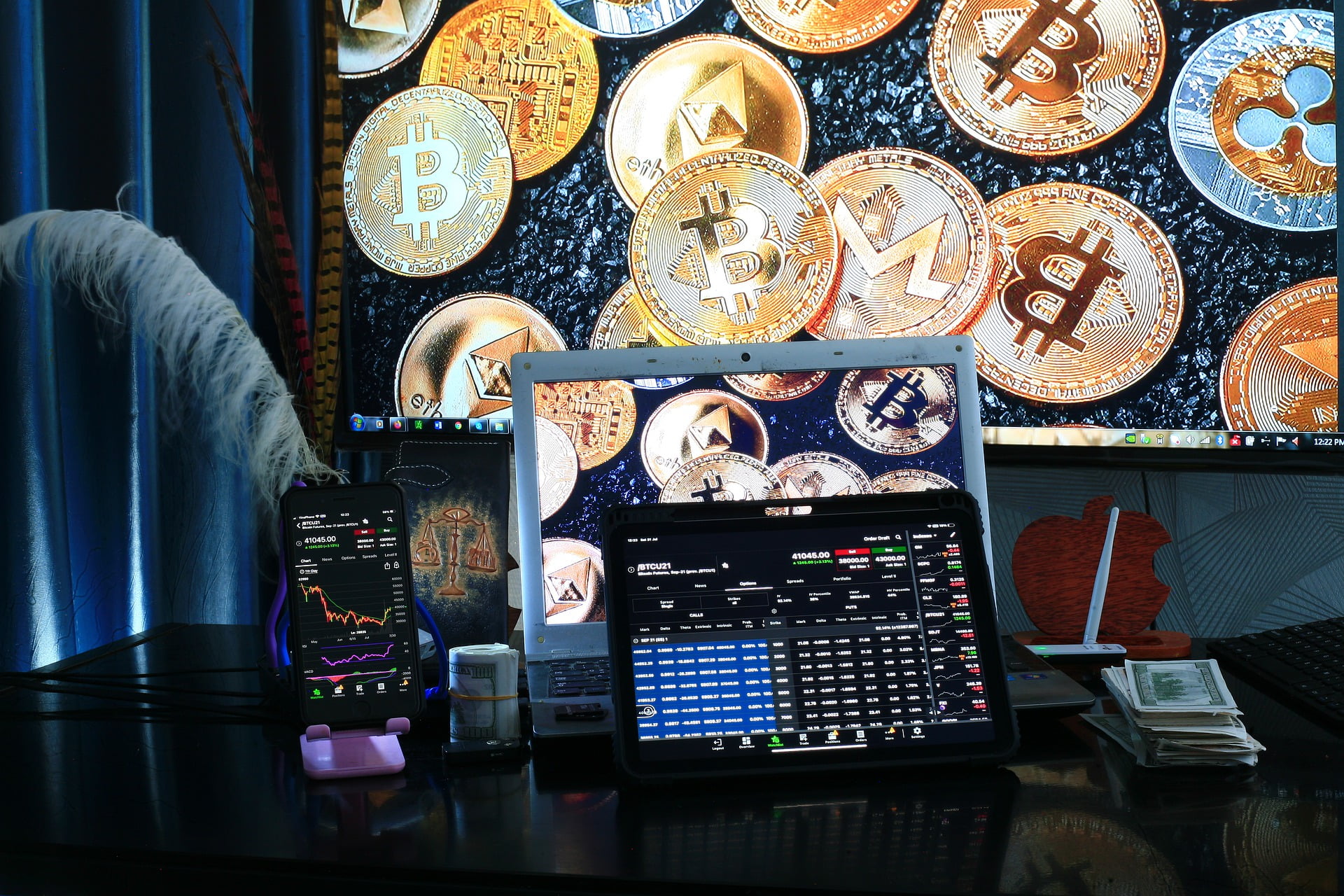 Bitcoin: Is It Close to Truly Breaking Into The Mainstream? - 1