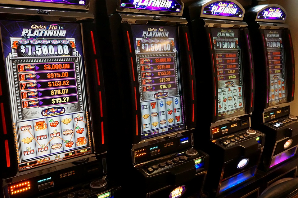 Is it a Bad Idea to Continue Playing the Same Slot Machine After it Hits a Jackpot? - 1